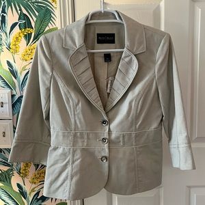 NWT white house black market 3/4 sleeve khaki blazer- size 6